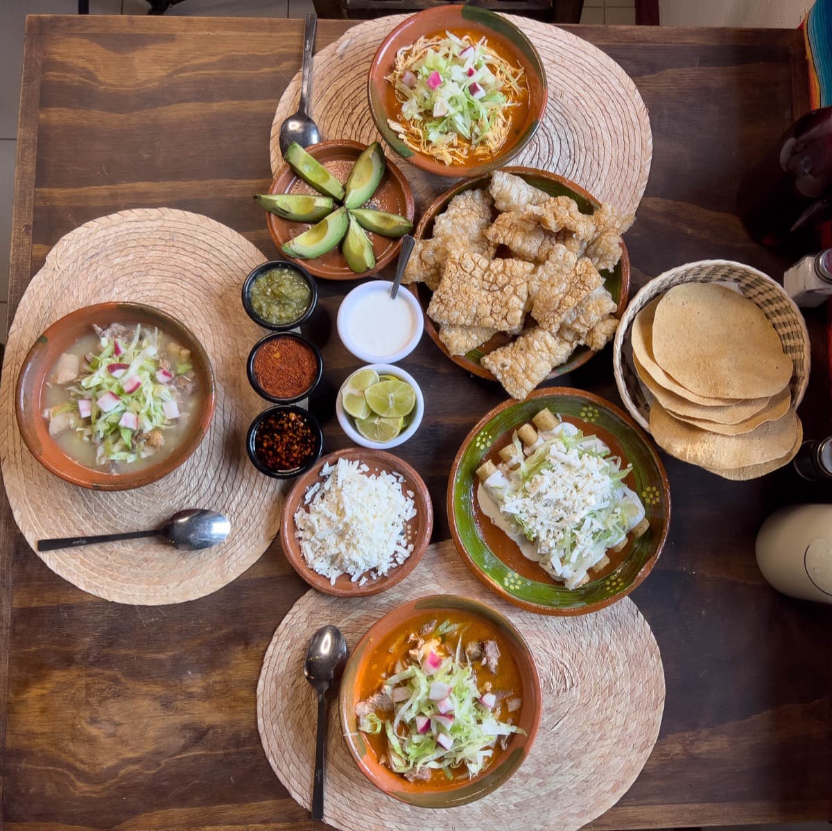 Historia del Pozole: De Platillo Prehispánico a Tradición Mexicana